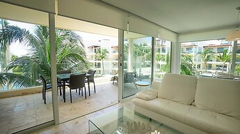 Elements 216 2 Bedroom Condo by RedAwning