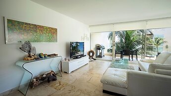 Elements 216 2 Bedroom Condo by RedAwning