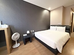 Mohenic Hotel Seoul Myeongdong