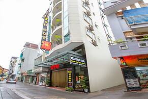 OYO 887 Star Hotel