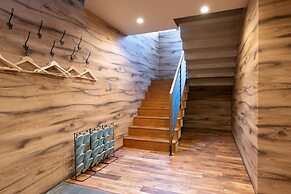 Kitsune House by H2 Life