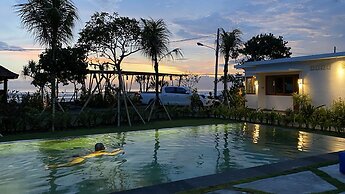 Wide Sands Beach Retreat