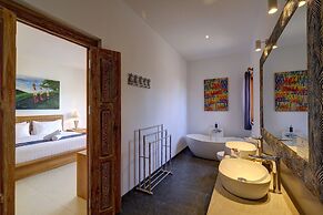 Wide Sands Beach Retreat