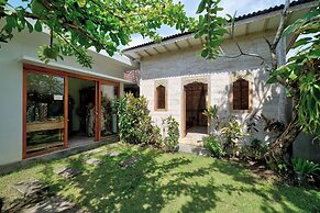 Wide Sands Beach Retreat