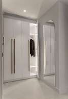 Acropolis Golden Suites by GHH