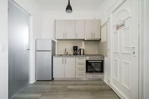 Oniropetra Apartaments
