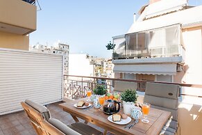 Nephiria's Boho House with Acropolis View