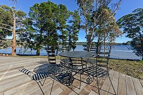 Taylors Bay Cottage