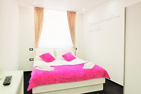Artorius Luwiana Suites