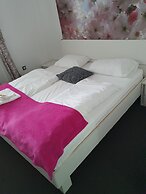 Artorius Luwiana Suites