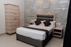 Bayside Hotel 116