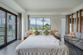 Jiaoxi 320 B&B