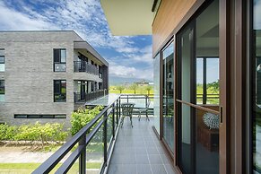 Jiaoxi 320 B&B