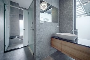 Jiaoxi 320 B&B