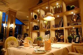 Land  & Golf Hotel Stromberg