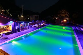 Amis Droles LIBERTY RESORT