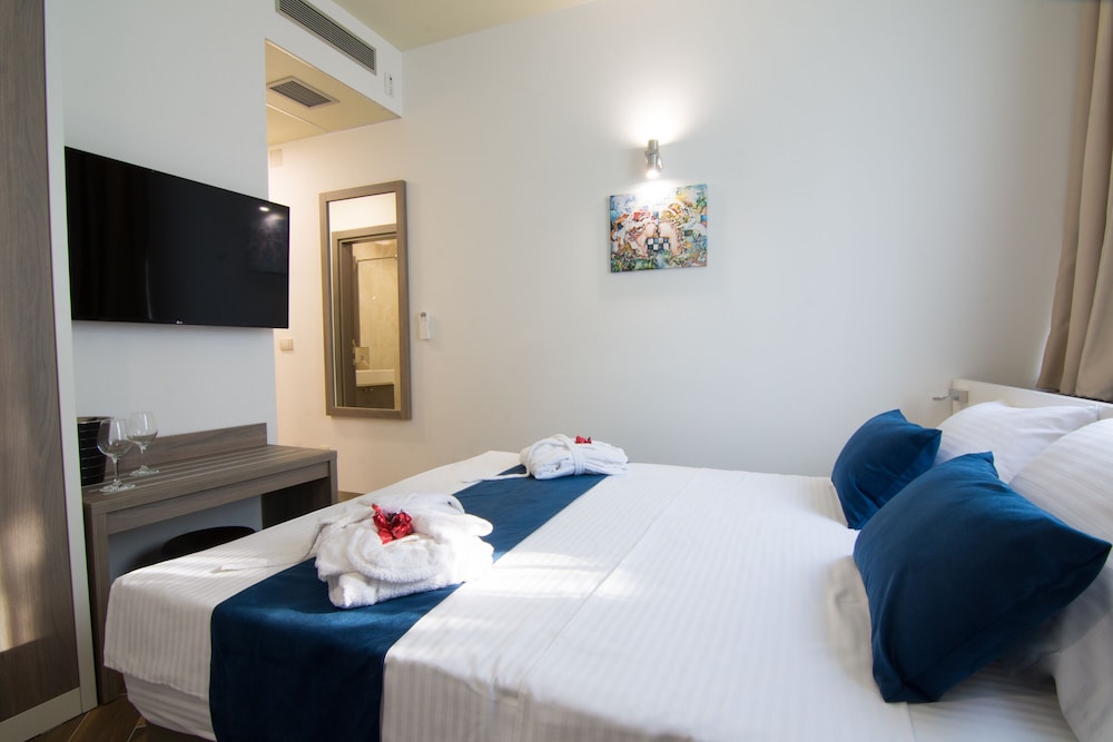 Hotel Omia