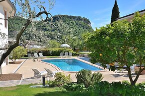 Cà Le Terrazze With Pool