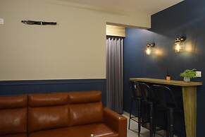 Air Avenue Hotel