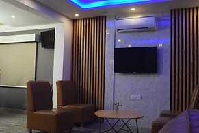Air Avenue Hotel