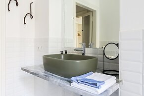 Macchi Master Guest apartment