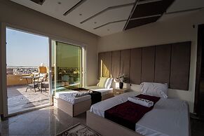 Gardenia Pyramids View Inn - Rooftop