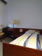 Hotel - Pension - Weller
