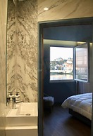 A Rendilheira Charming Suites.