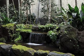 The Aoyama Grand Hotel