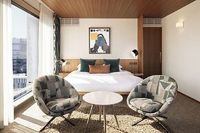 The Aoyama Grand Hotel