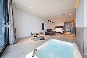 W Spa Pension