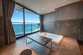 W Spa Pension
