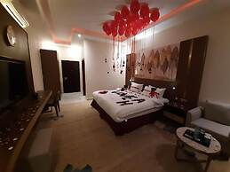 Qasr Alshamal Hotel