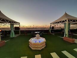 Qasr Alshamal Hotel