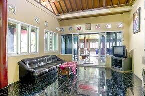 Hotel O Karya Nunggal Asri