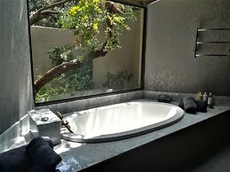 Ikamu's lodge
