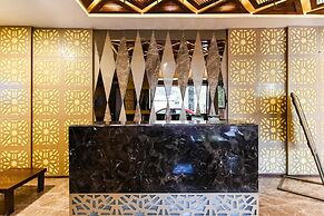 Hotel Surpin Palace