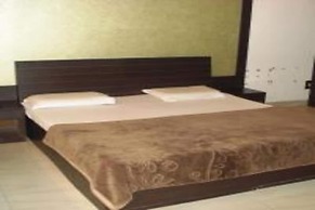 Hotel Surpin Palace