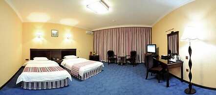 Hayot Hotel