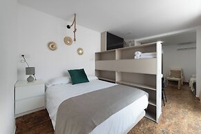Hotel Quatre Llunes