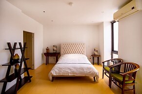 Navy Hill Resort