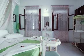 Studio Lefaki