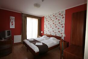 Hotel Patonai