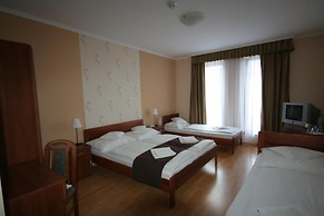 Hotel Patonai