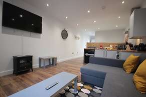 Studio 332