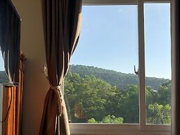 Oscar Hotel