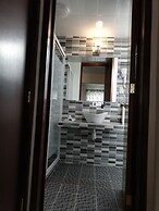 Cordiality Inn