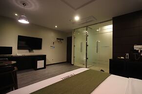 IM Hotel