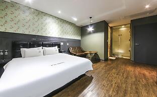 IM Hotel