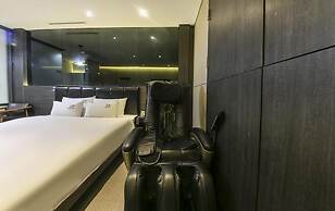 IM Hotel